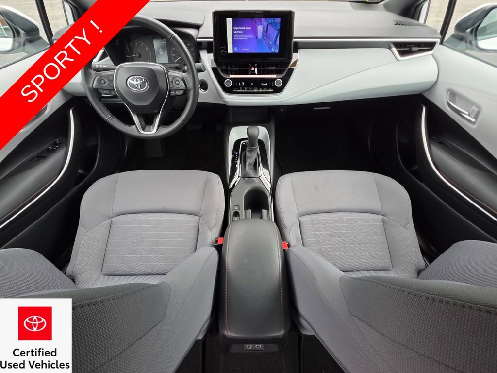 Certified 2025 Toyota Corolla SE w/ Convenience Package image 4