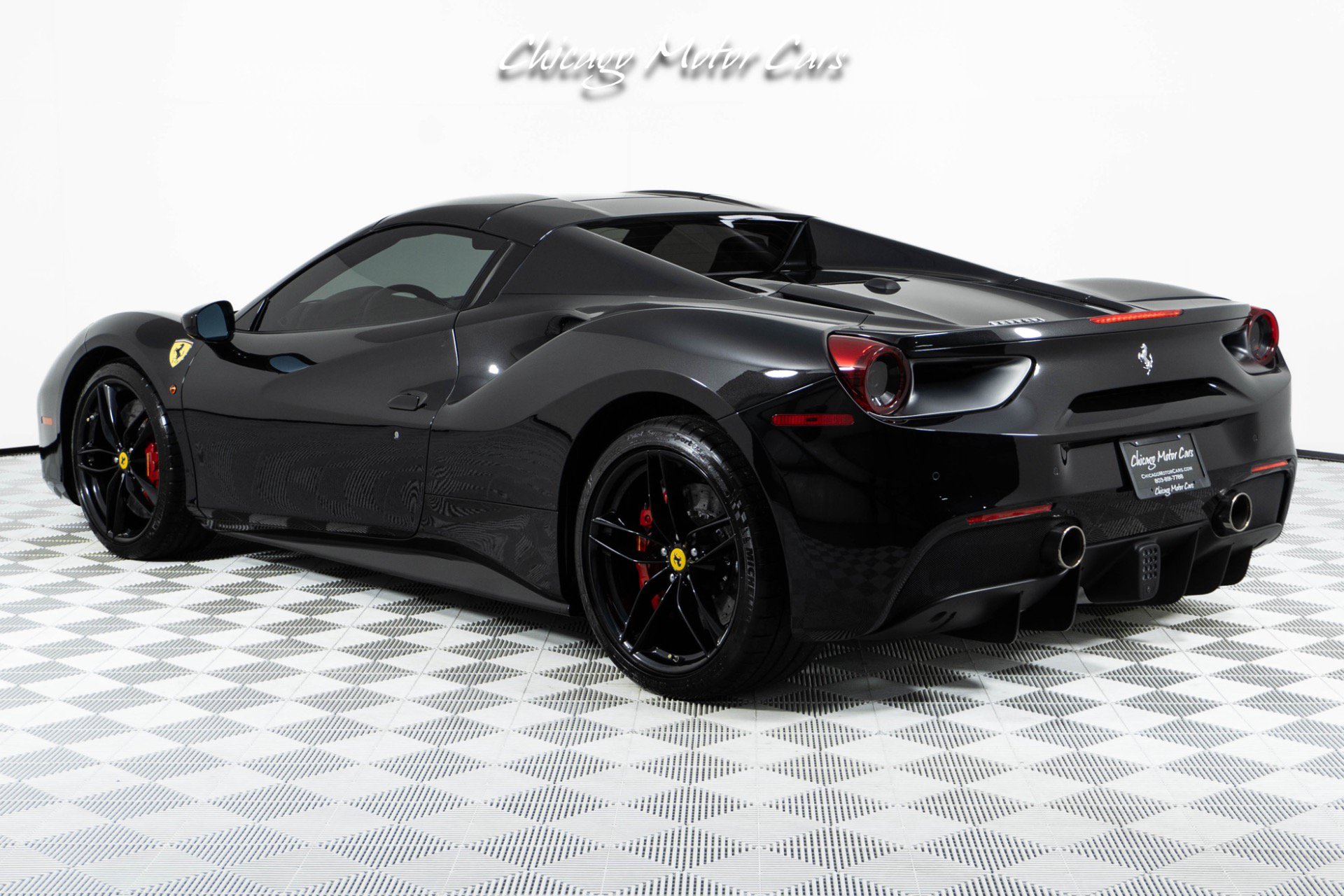 Used 2018 Ferrari 488 Spider RWD image 25