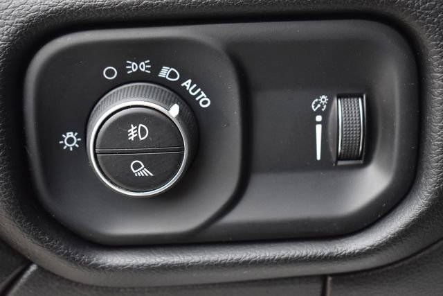 Used 2024 RAM 2500 Big Horn AWD/4WD image 24