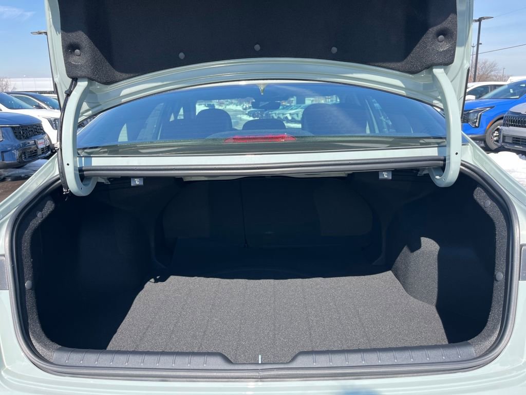 New 2026 Kia K4 LXS image 33