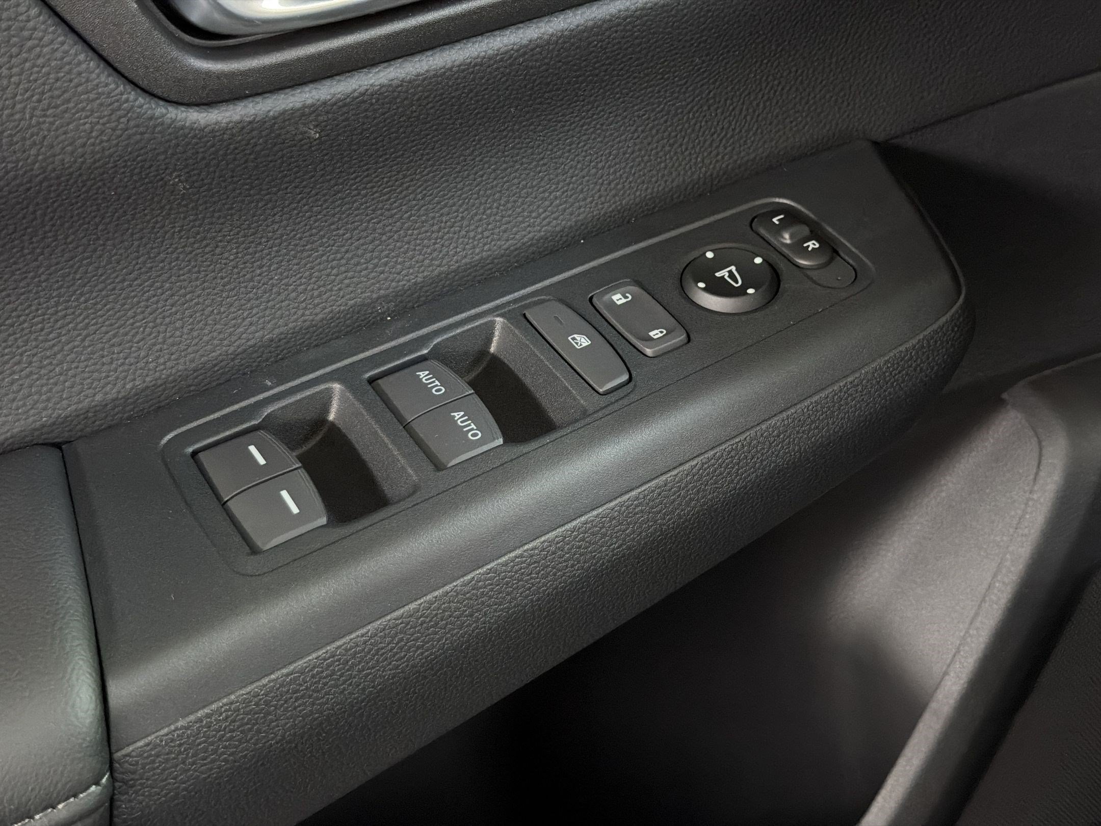 New 2026 Honda CR-V EX image 15