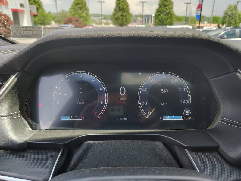 Used 2025 Jeep Grand Cherokee L Altitude AWD/4WD image 16