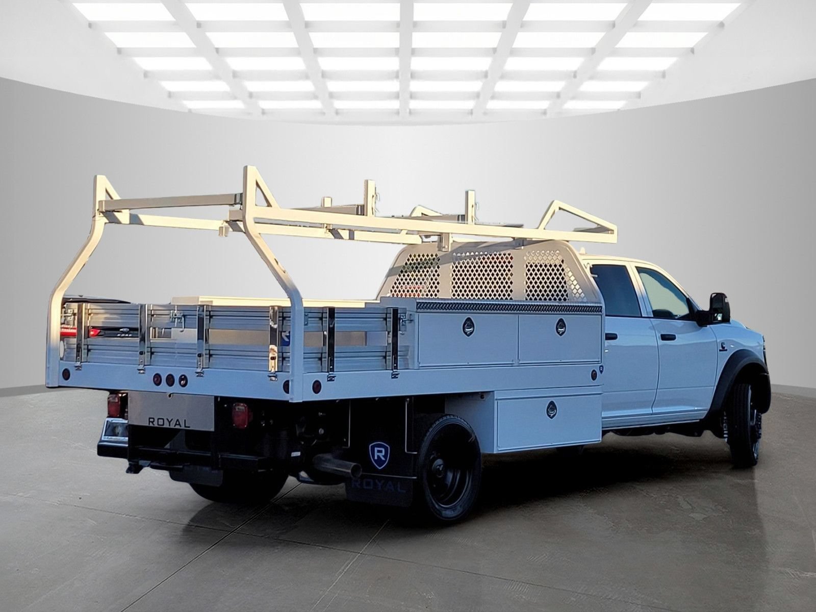 New 2025 RAM 5500 Tradesman AWD/4WD image 5