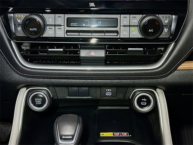 Used 2024 Toyota Grand Highlander Limited image 30