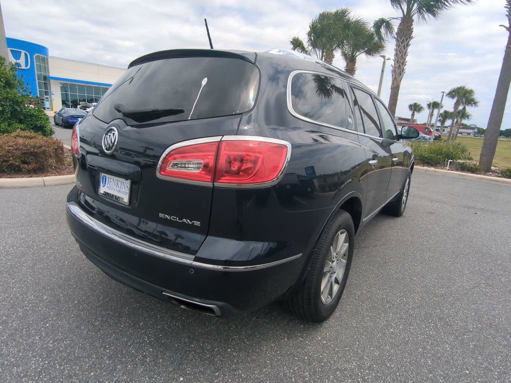Used 2017 Buick Enclave Leather image 4