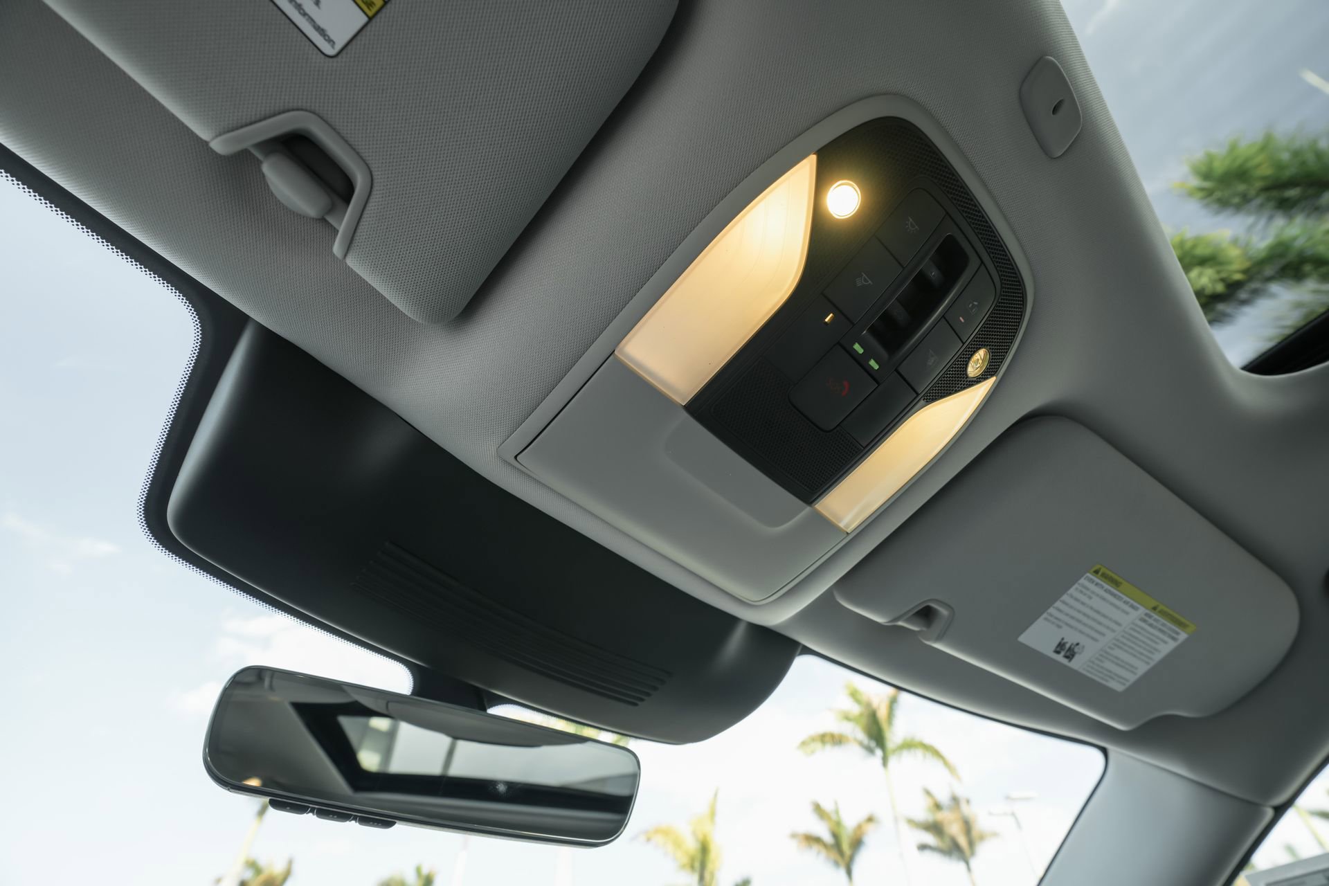 New 2026 INFINITI QX60 Luxe w/ Cargo Package image 17