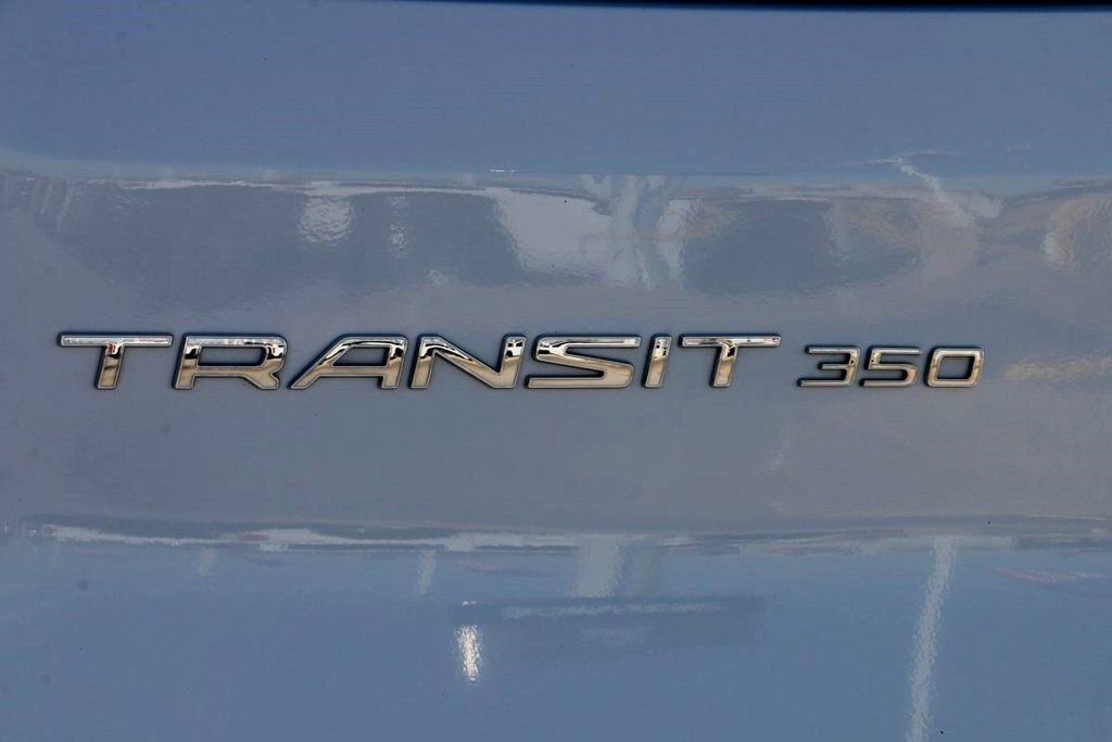 Used 2023 Ford Transit 350 XLT image 8