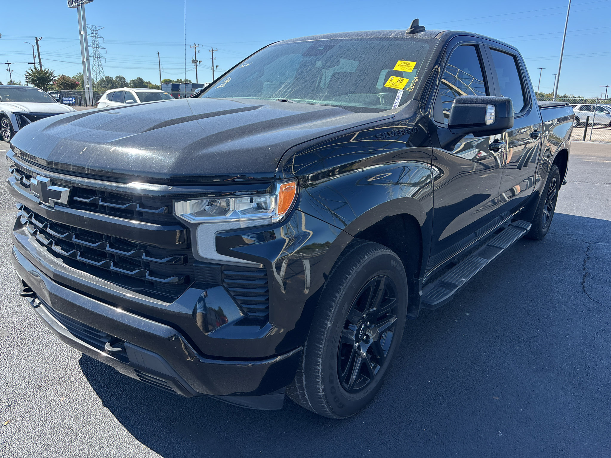 Used 2022 Chevrolet Silverado 1500 RST w/ Convenience Package II AWD/4WD image 3