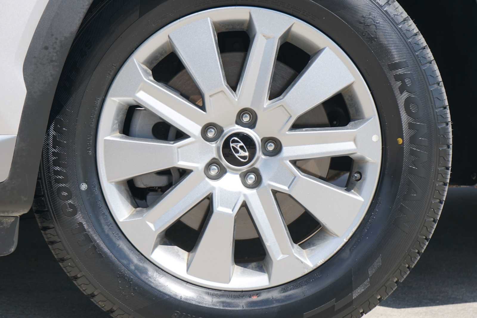 Used 2025 Hyundai Palisade SEL FWD image 2