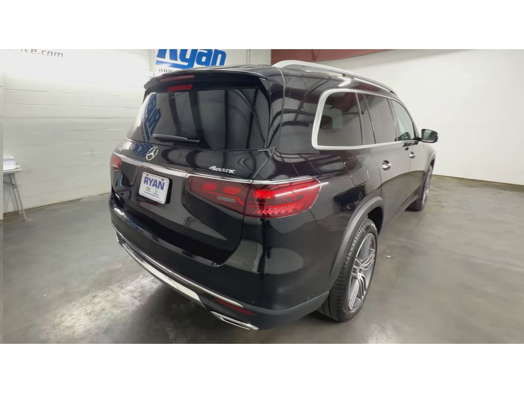 Used 2024 Mercedes-Benz GLS 450 4MATIC image 8