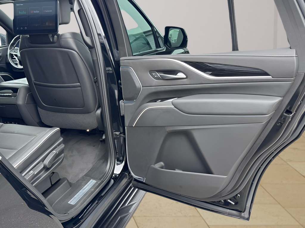 Used 2023 Cadillac Escalade Sport AWD/4WD image 34