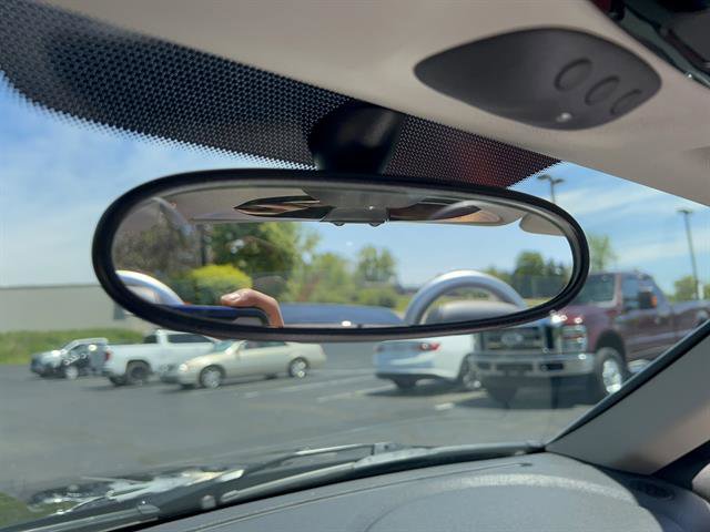 Used 2007 Chrysler Crossfire Limited RWD image 23
