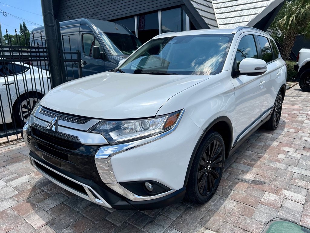 Used 2020 Mitsubishi Outlander SEL image 6