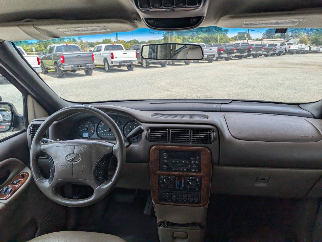 Used 2001 Oldsmobile Silhouette GLS w/ Towing Pkg FWD image 16