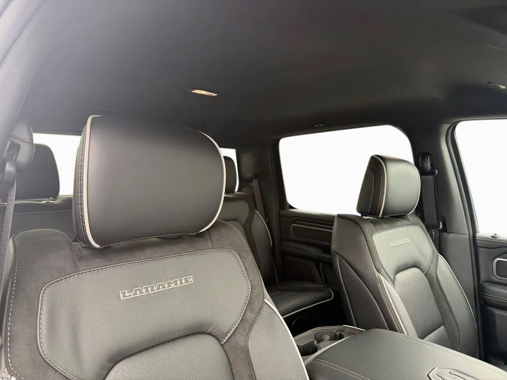 New 2026 RAM 1500 Laramie w/ Sport Appearance Package AWD/4WD image 28