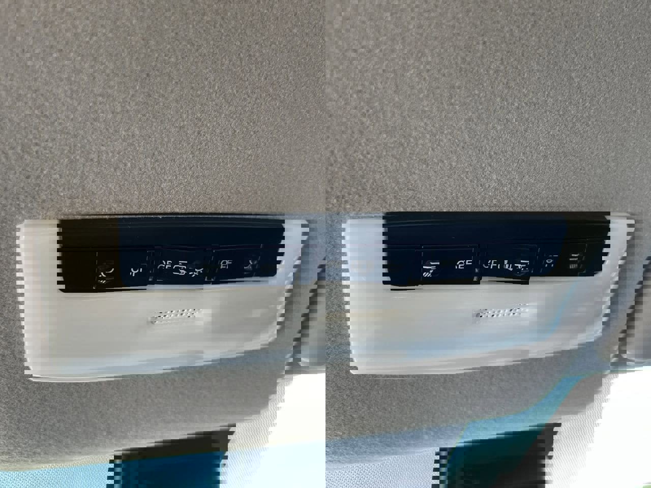 Certified 2024 Nissan Versa SV w/ Trunk Package image 20