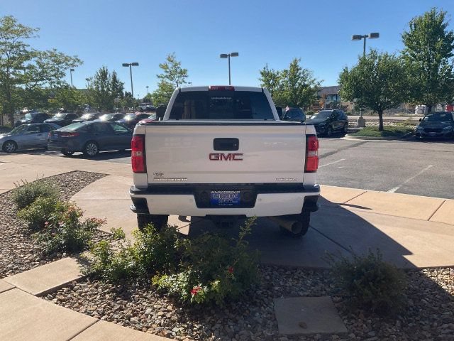 Used 2019 GMC Sierra 2500 Denali w/ Duramax Plus Package AWD/4WD image 5