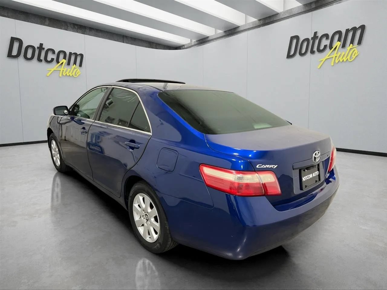 Used 2007 Toyota Camry XLE w/ Leather Pkg FWD image 5