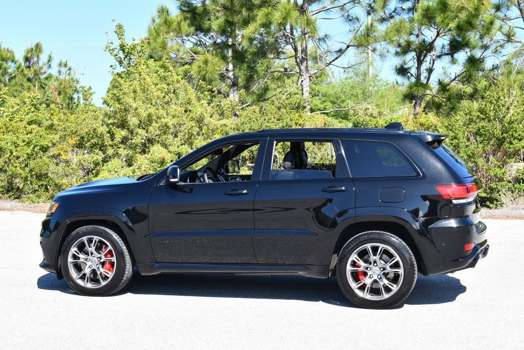 Used 2018 Jeep Grand Cherokee SRT AWD/4WD image 4