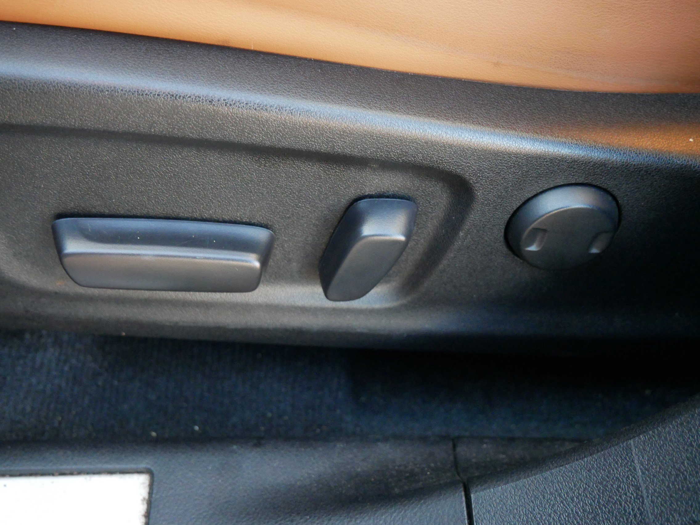 Used 2022 Lexus RX 450h AWD w/ Premium Package image 20