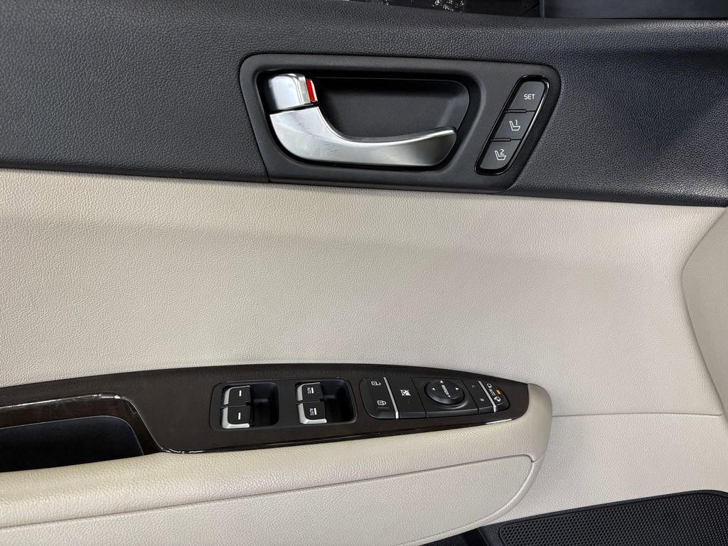 Used 2016 Kia Optima EX image 19