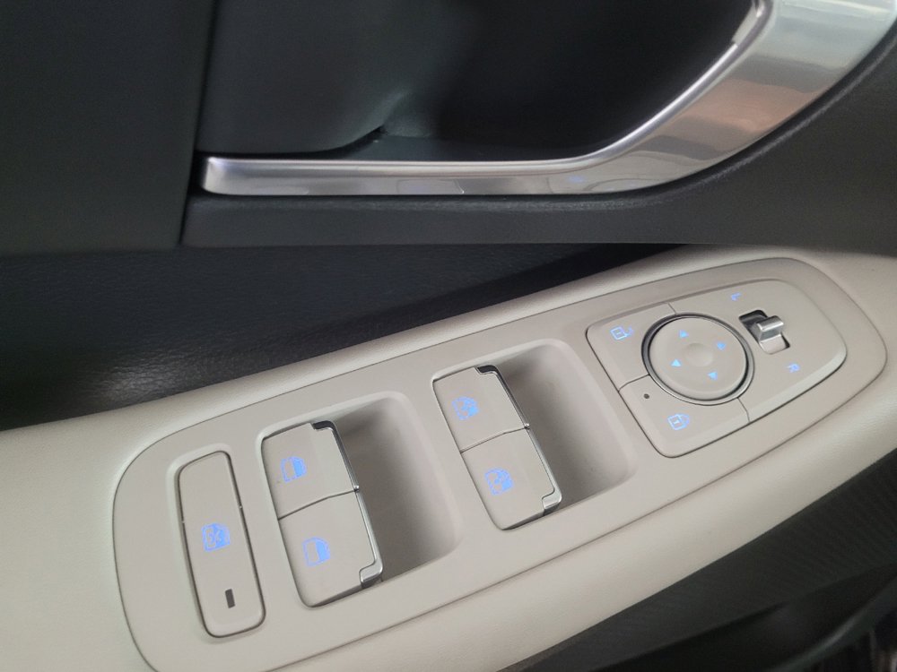 Used 2023 Hyundai Sonata SEL w/ Preferred Accessory Package FWD image 27