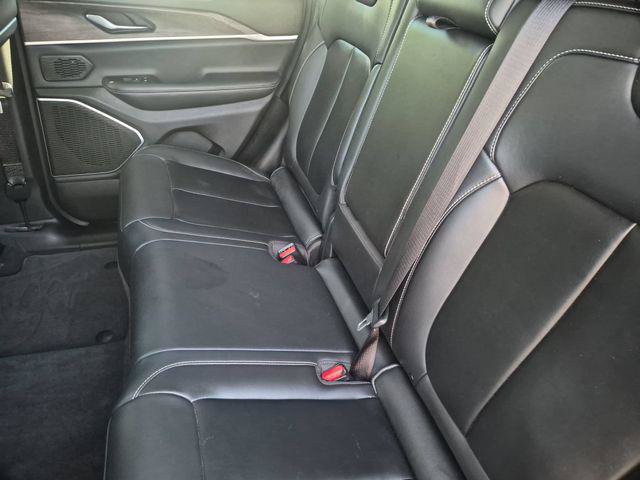 Certified 2022 Jeep Grand Cherokee Limited AWD/4WD image 20