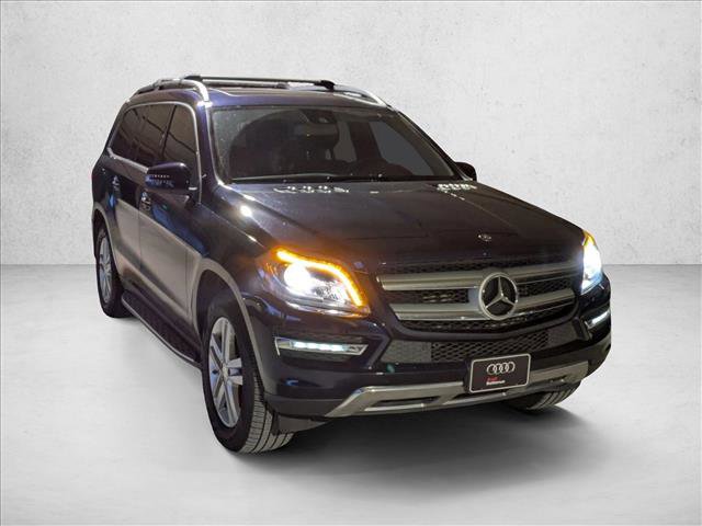 Used 2014 Mercedes-Benz GL 350 BlueTEC 4MATIC image 3