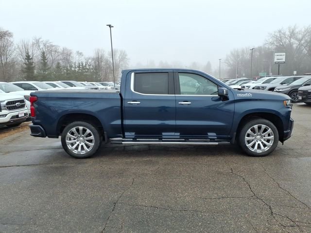 Used 2020 Chevrolet Silverado 1500 High Country w/ Technology Package AWD/4WD image 2
