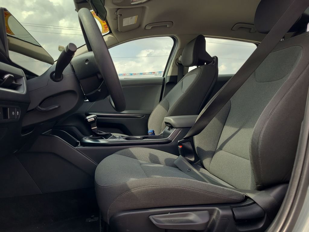 Used 2025 Kia K4 LXS FWD image 20