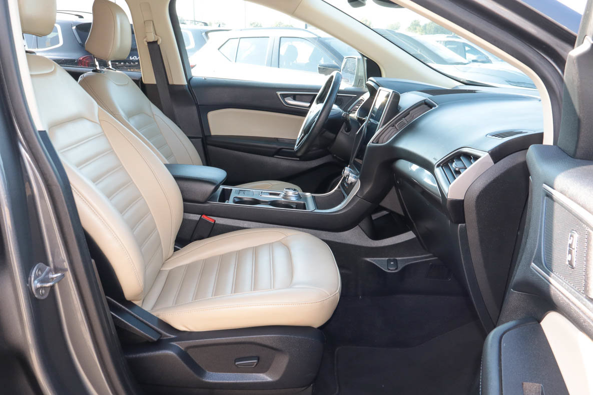 Used 2024 Ford Edge SEL AWD/4WD image 21