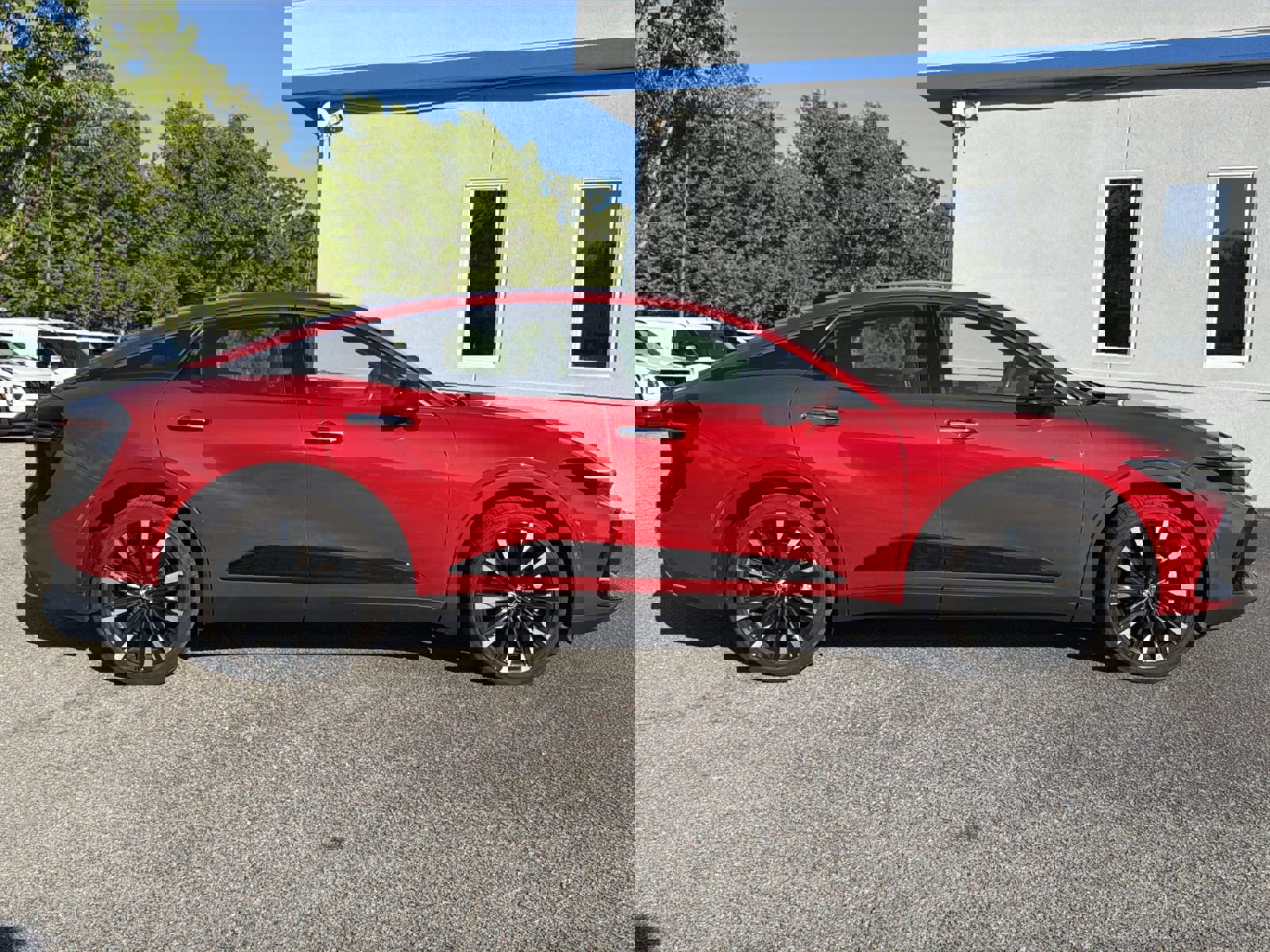 Used 2023 Toyota Crown Platinum image 10