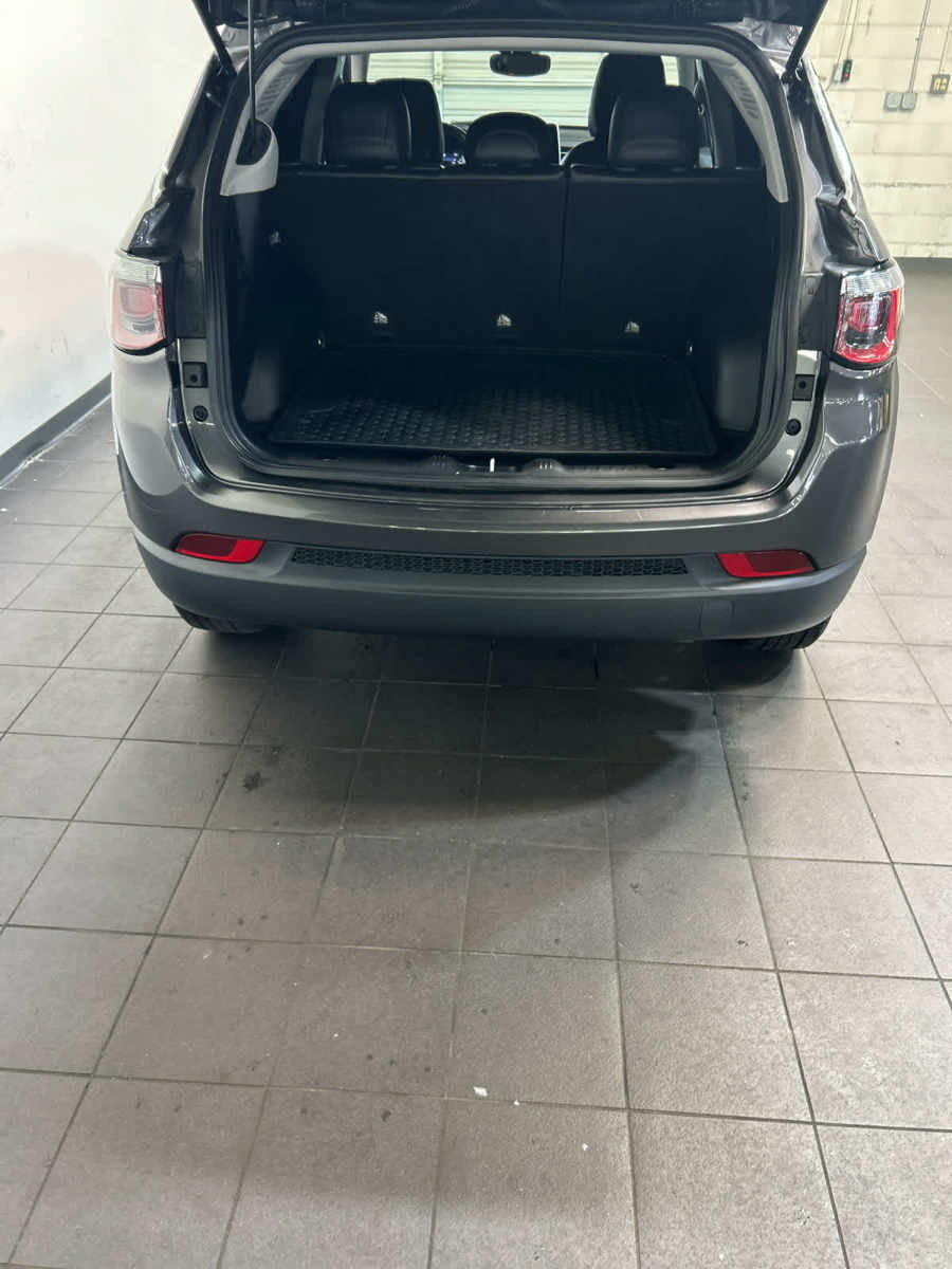 Used 2022 Jeep Compass Latitude w/ Convenience Group AWD/4WD image 10