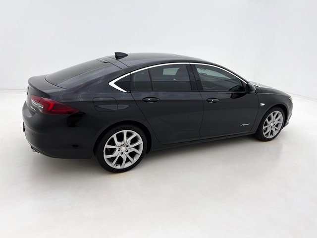 Used 2019 Buick Regal Avenir w/ Driver Confidence Package II FWD image 6