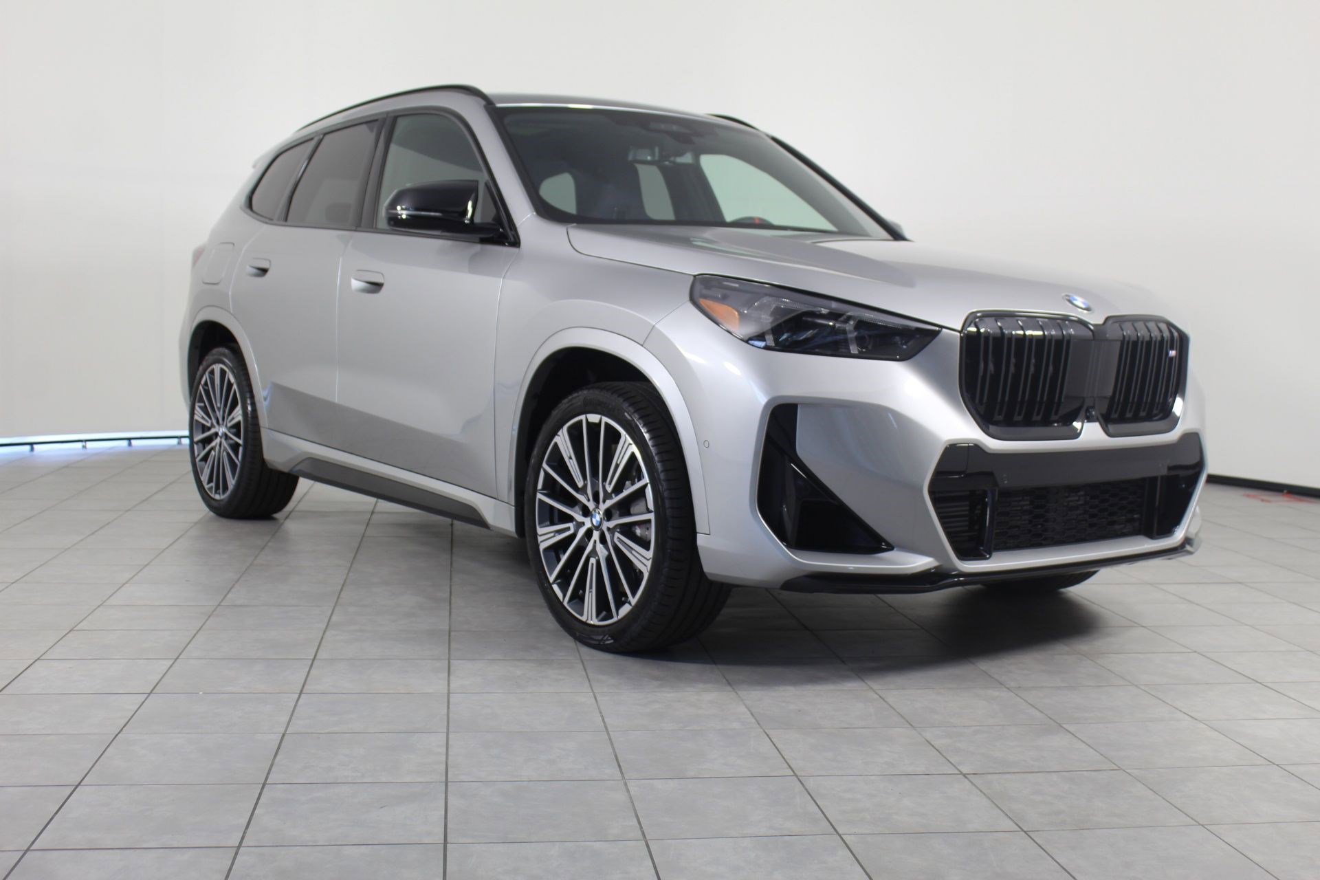 New 2026 BMW X1 M35i image 7