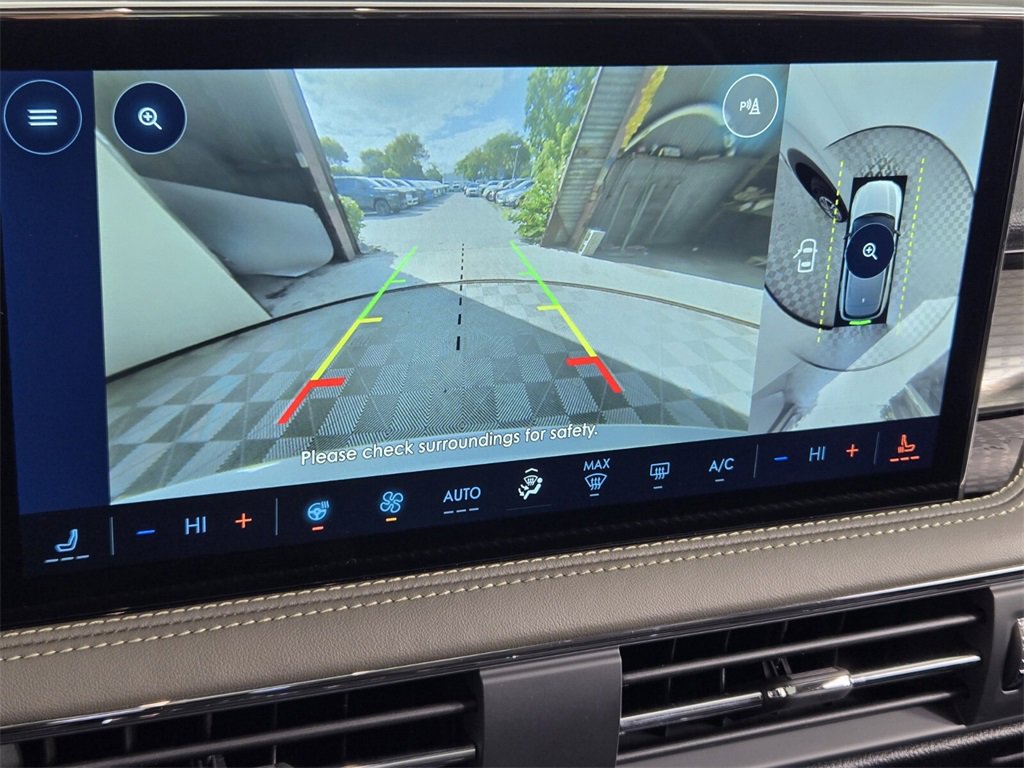 New 2026 Lincoln Corsair Premiere image 15