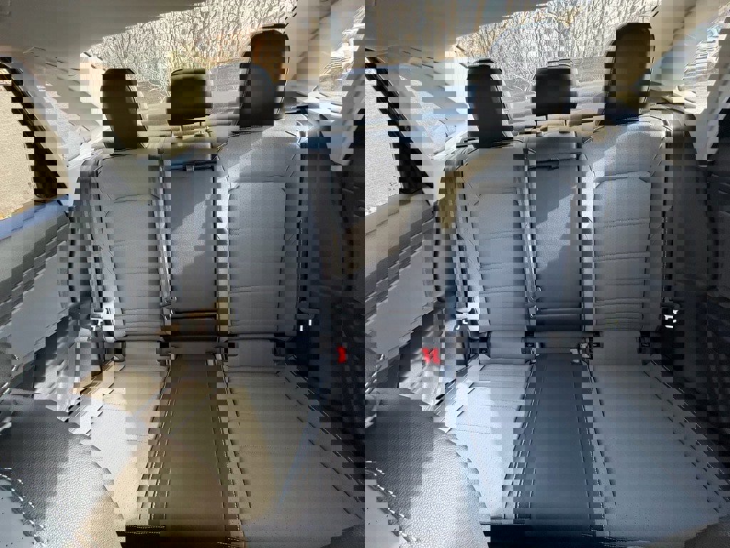 New 2025 Volkswagen Jetta SE image 34