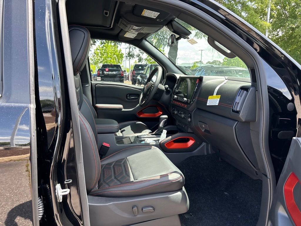 New 2026 Nissan Frontier PRO-4X w/ Pro Premium Package AWD/4WD image 17