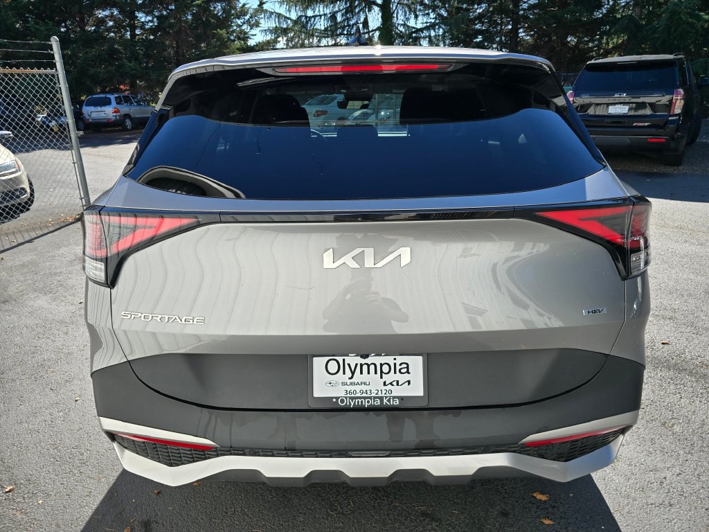 Used 2023 Kia Sportage LX AWD/4WD image 5