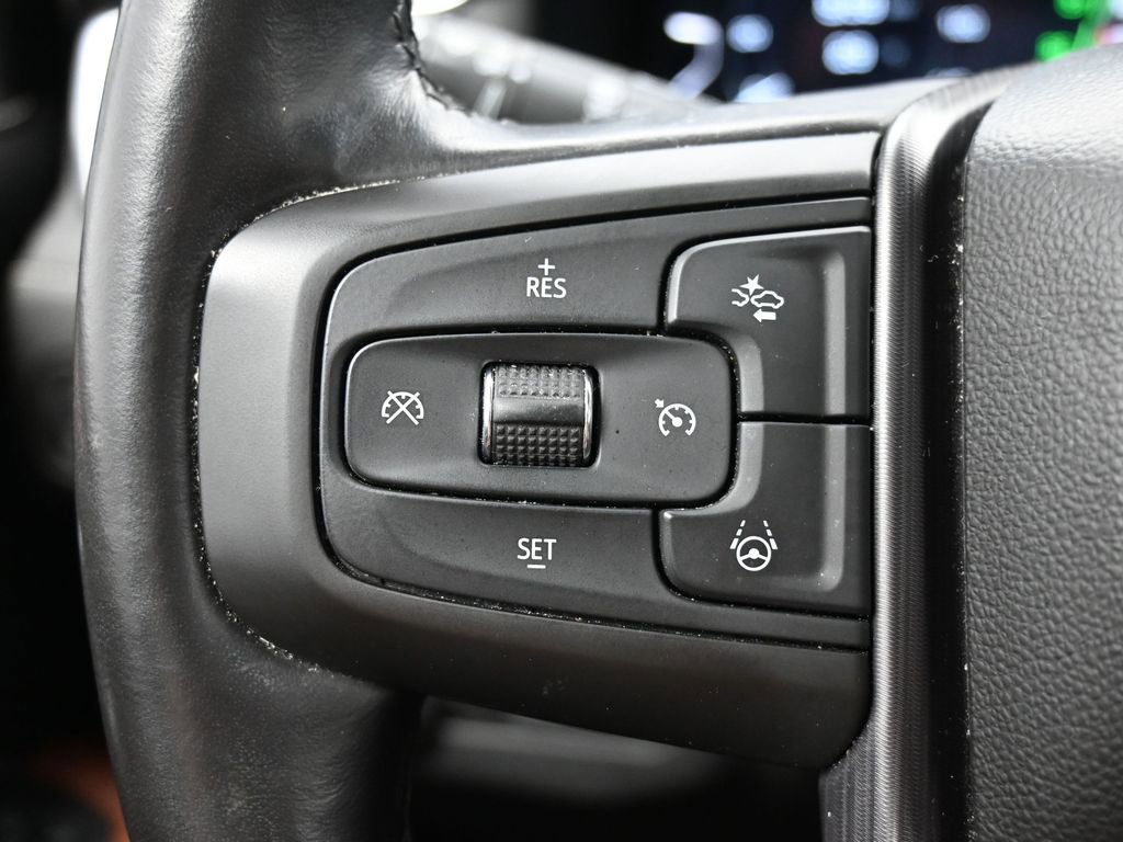 Used 2023 GMC Yukon XL Denali Ultimate image 11