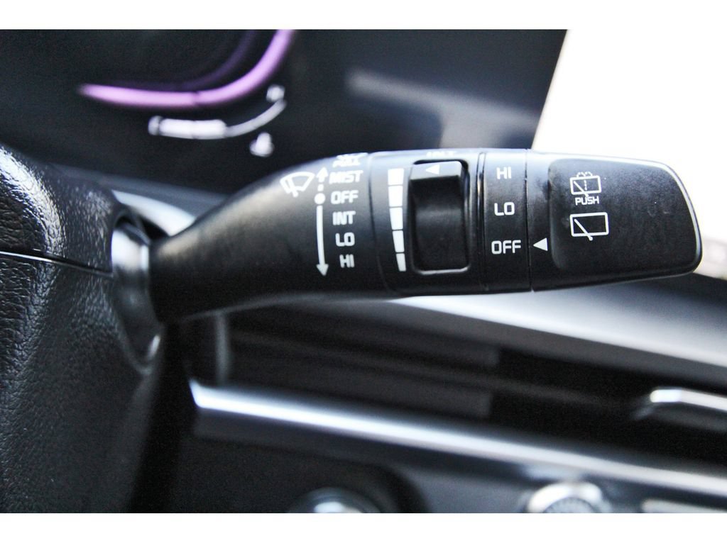 Used 2025 Kia Telluride S FWD image 18