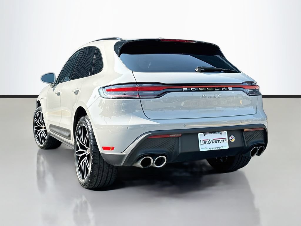 Certified 2024 Porsche Macan S AWD/4WD image 9