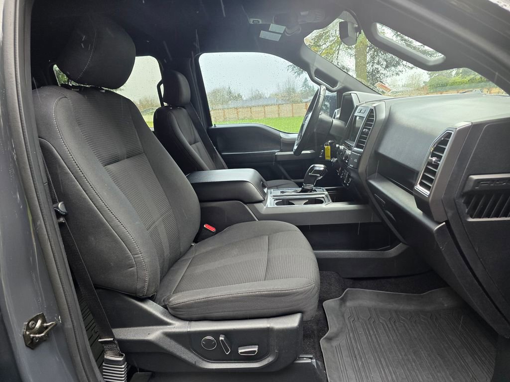 Used 2016 Ford F150 XLT w/ Equipment Group 302A Luxury image 20