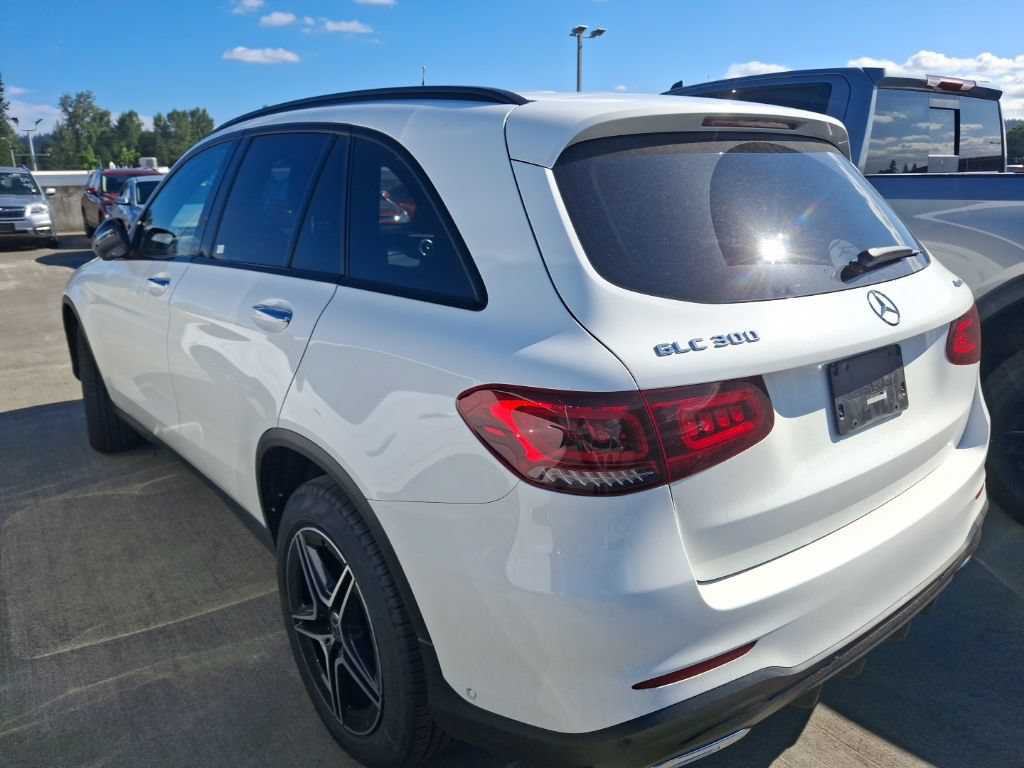 Used 2022 Mercedes-Benz GLC 300 4MATIC image 6