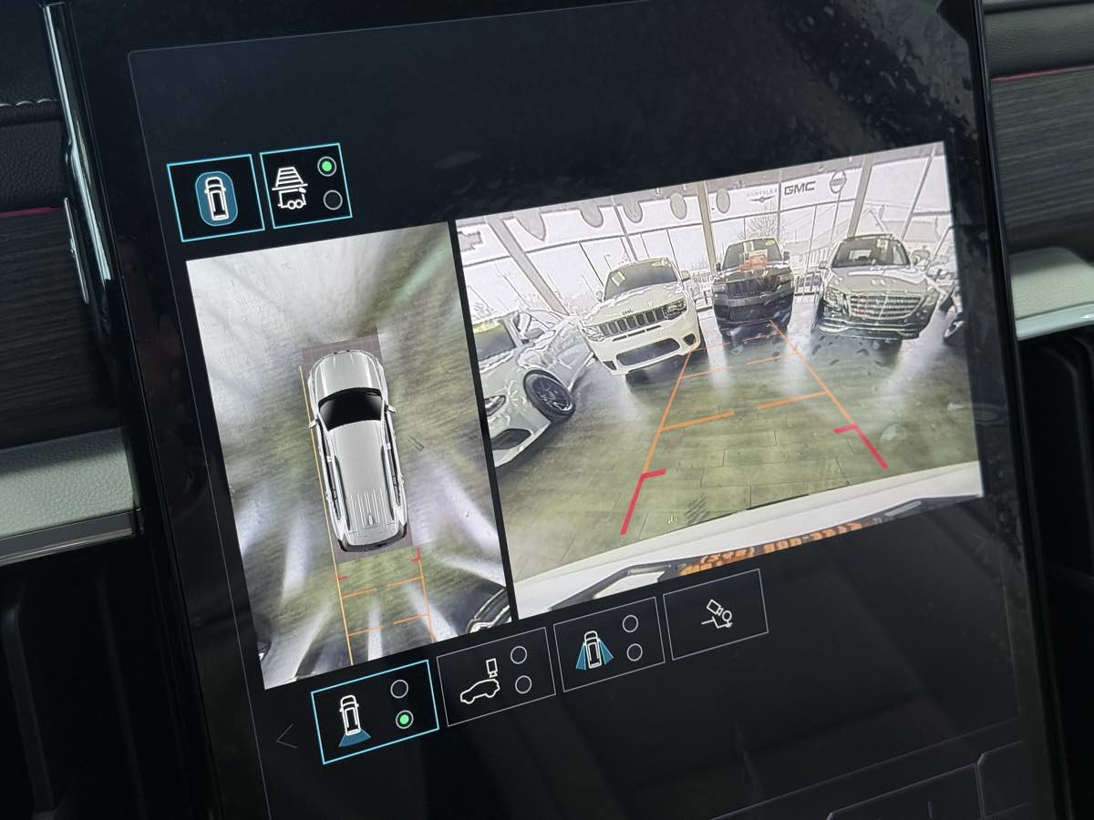 Used 2024 GMC Acadia Denali FWD image 64