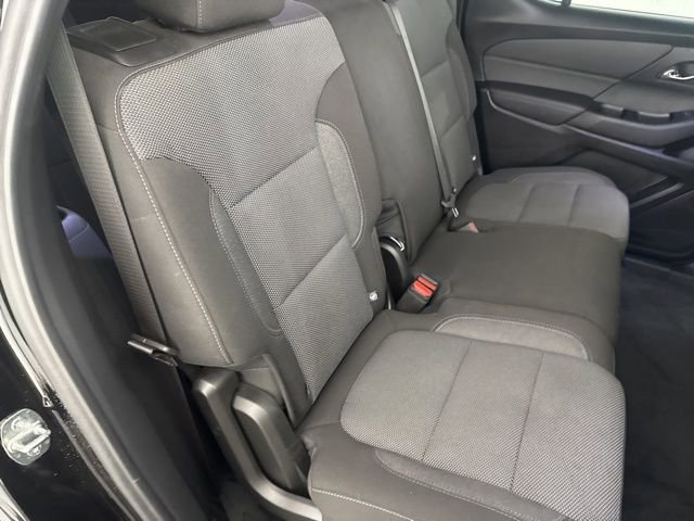 Used 2023 Chevrolet Traverse LT image 24