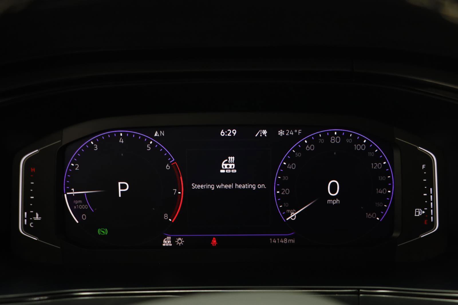 Certified 2024 Volkswagen Taos SEL image 7