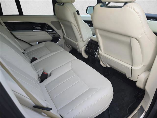 Certified 2023 Land Rover Range Rover SE image 11