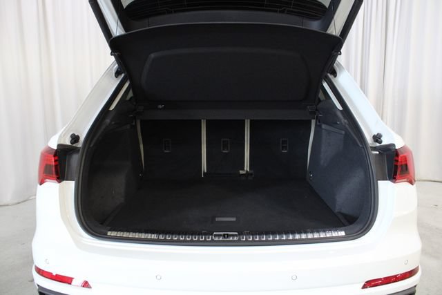 Used 2023 Audi Q3 2.0T Premium Plus w/ Premium Plus Package AWD/4WD image 31