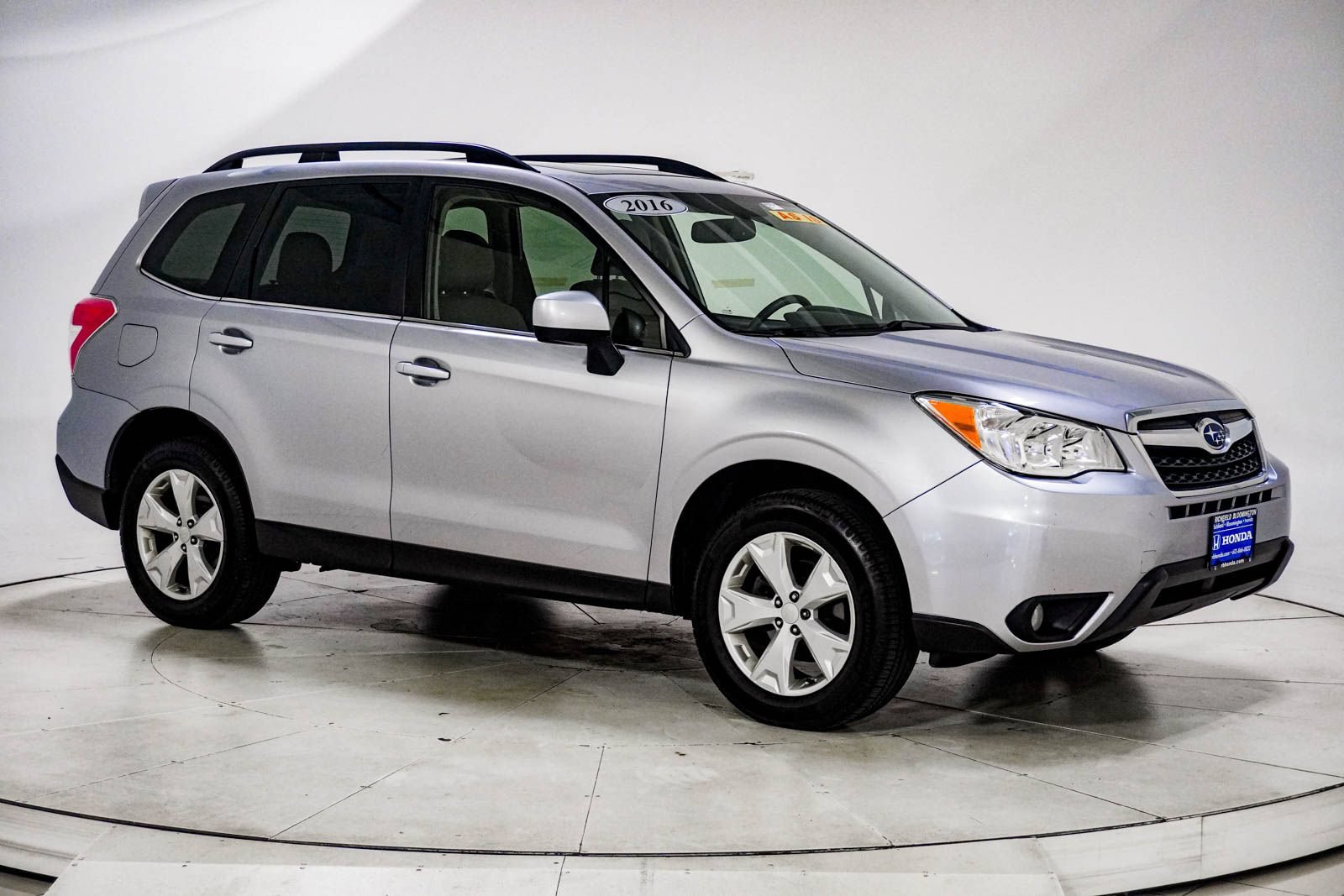 Used 2016 Subaru Forester 2.5i Limited w/ Popular Package #2 AWD/4WD image 13